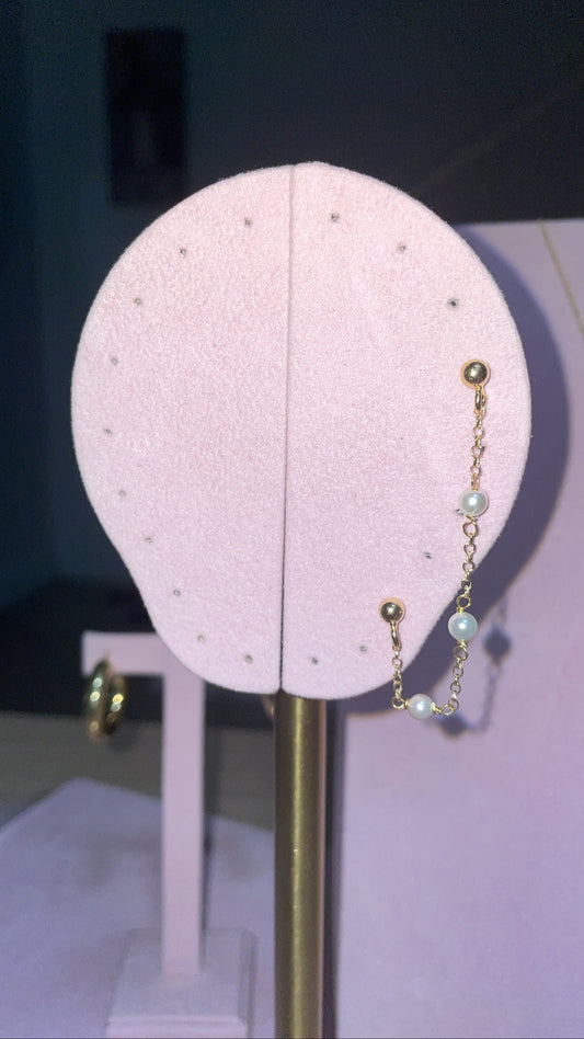 Mono earring catena con perle